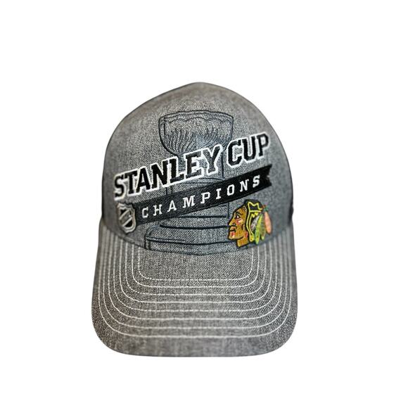 NHL CHICAGO BLACKHAWKS 2013 STANLEY‎ CUP CHAMPIONS Hat Cap SnapBack Reebok - Picture 1 of 7